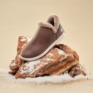 Olukai Mālua Hulu Women's Booties $160 in Warm Taupe/Off White Malua